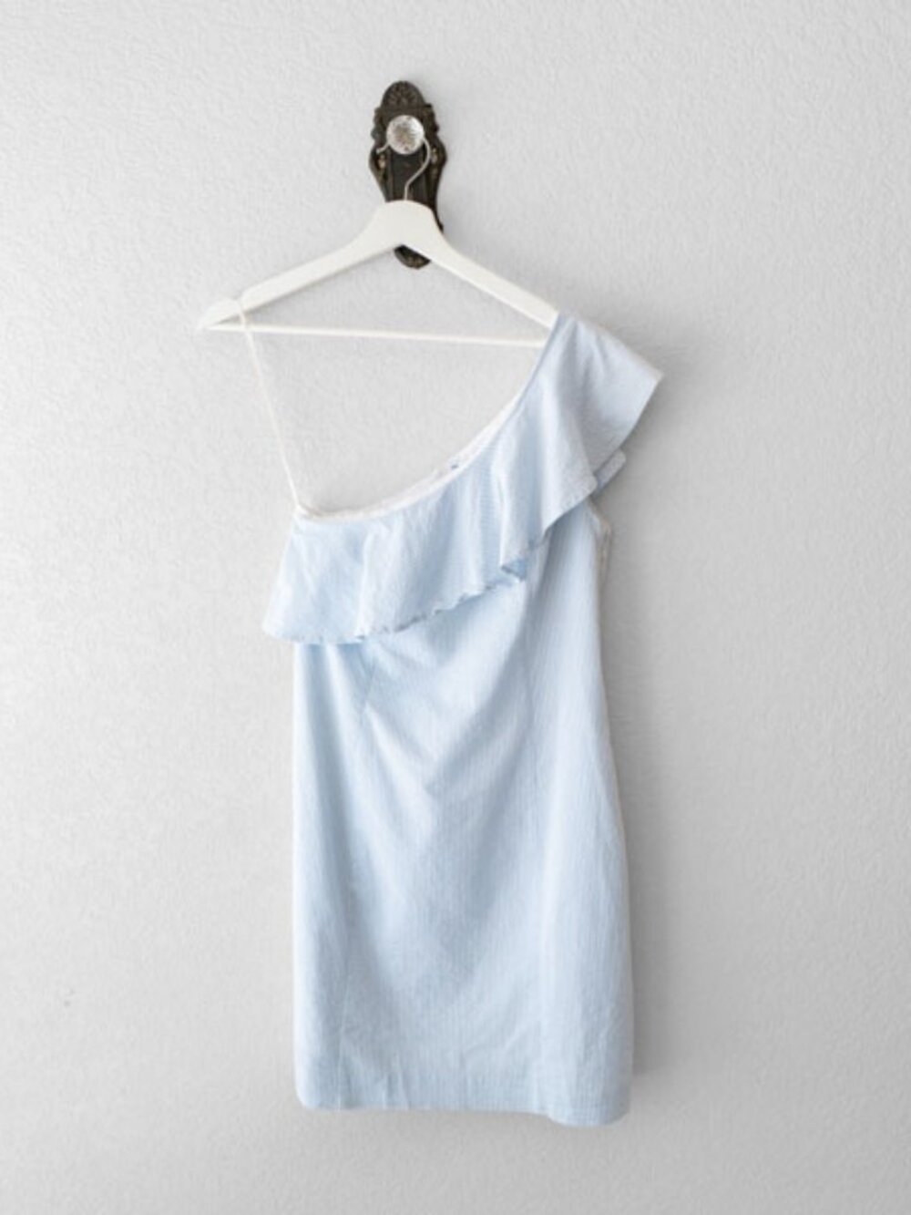Southern Tide Seersucker One Shoulder Dress Blue White Stripe Ruffle Size 2